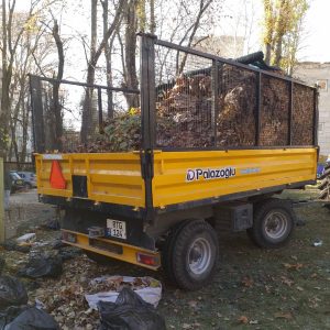 Angajații Instituției de educație timpurie, grădinița — creșă nr.149, str. M. Sadoveanu,4/4 mulțumește conducerii APLP nr.54./218 COOP pentru transportul acordat la evacuarea frunzișului de pe teritoriul grădiniței.