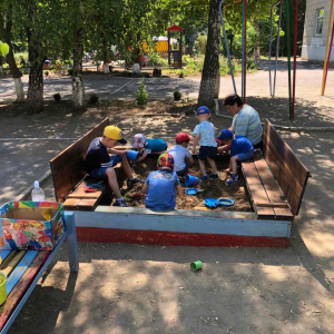CĂLIREA COPIILOR ÎN SEZONUL ESTIVAL